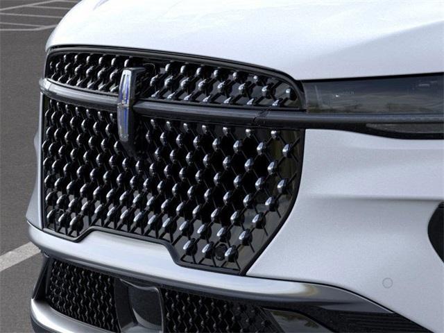 new 2025 Lincoln Nautilus car, priced at $54,226