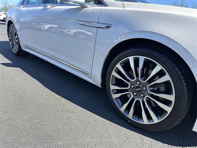 used 2019 Lincoln Continental car, priced at $32,999