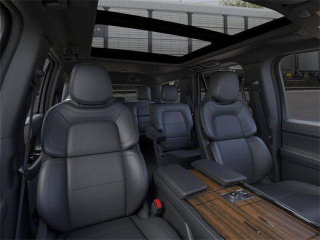 new 2024 Lincoln Navigator car, priced at $99,635