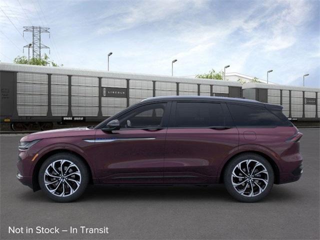 new 2025 Lincoln Nautilus car, priced at $68,512