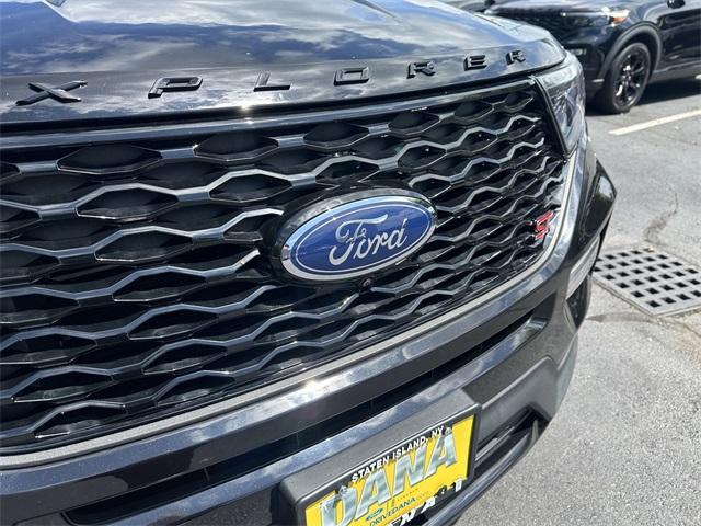 used 2022 Ford Explorer car, priced at $37,900