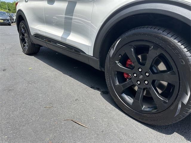 used 2022 Ford Explorer car, priced at $41,700