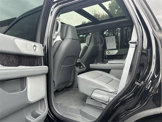 used 2021 Lincoln Navigator car, priced at $61,200