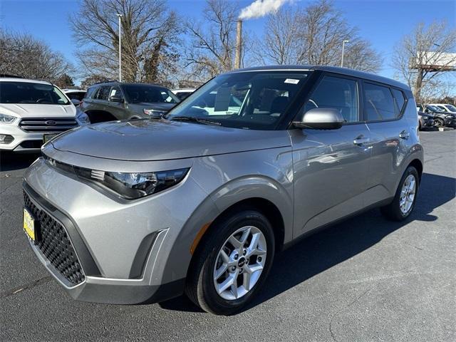 used 2024 Kia Soul car, priced at $16,750