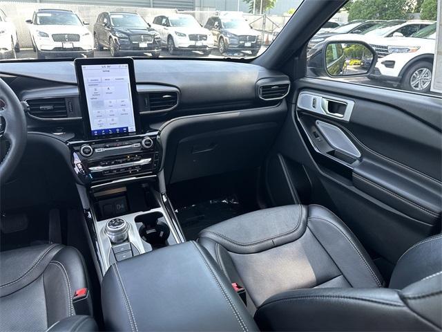 used 2022 Ford Explorer car, priced at $40,900