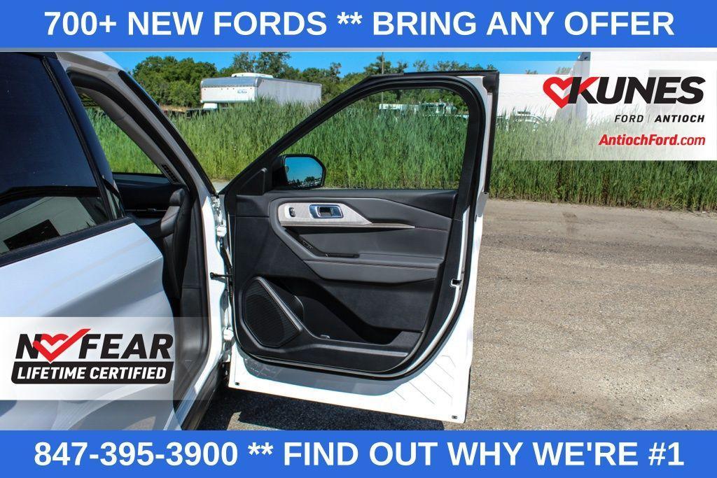 new 2025 Ford Explorer car, priced at $46,284