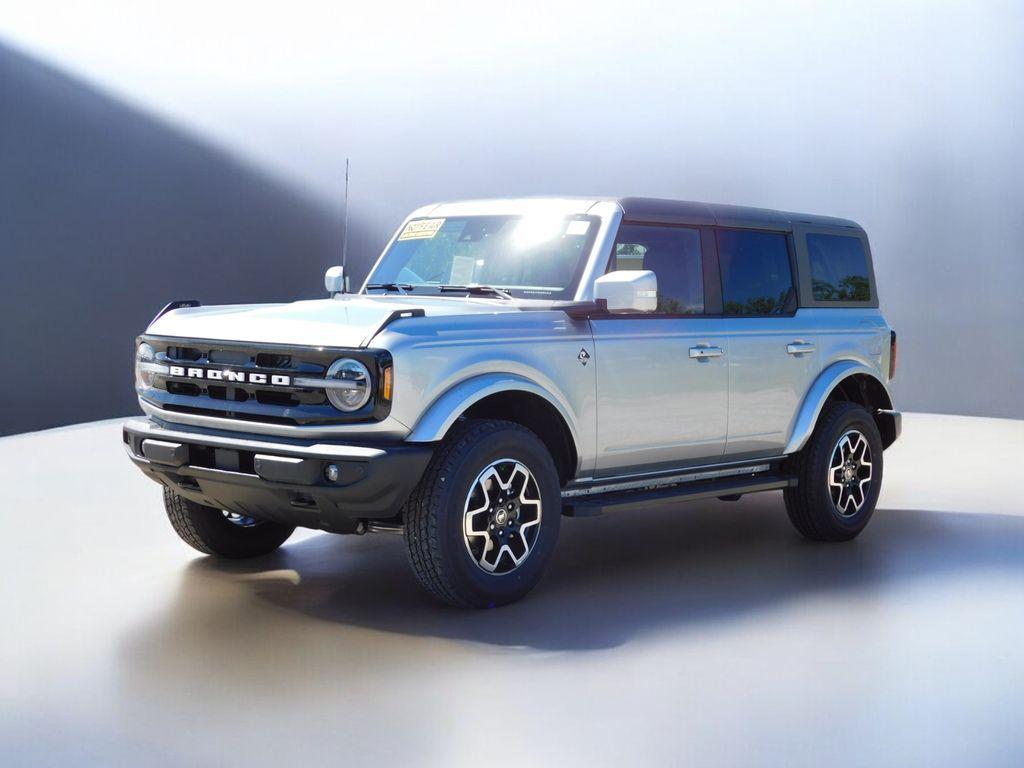 new 2024 Ford Bronco car, priced at $49,745