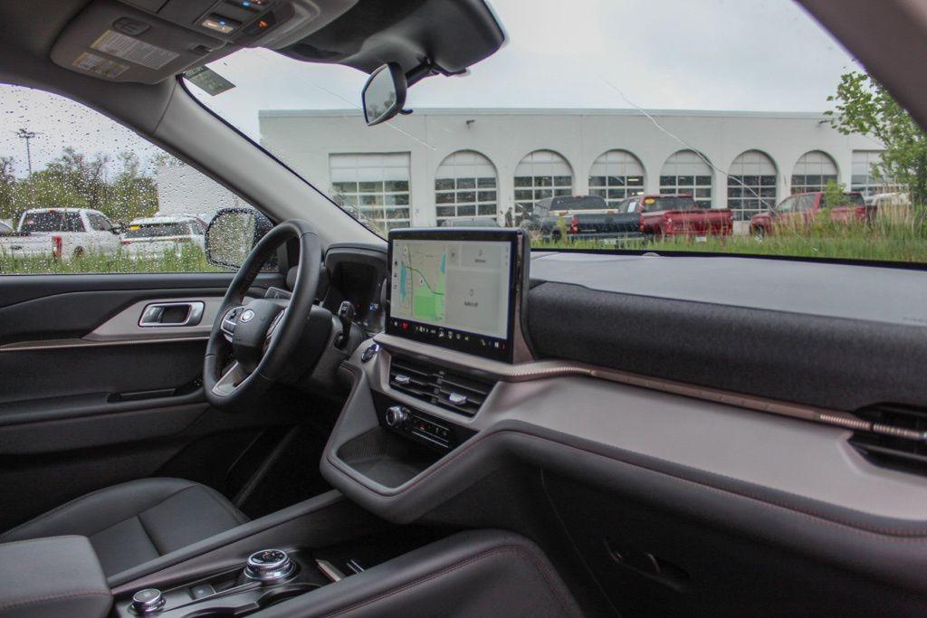new 2025 Ford Explorer car, priced at $43,632