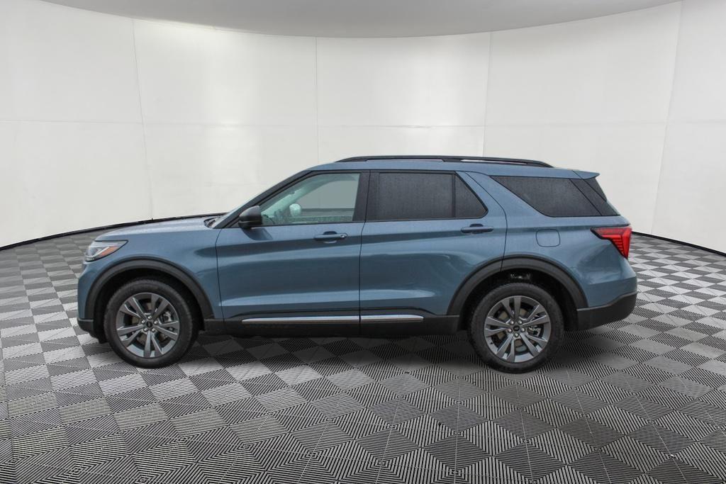 new 2025 Ford Explorer car, priced at $43,632