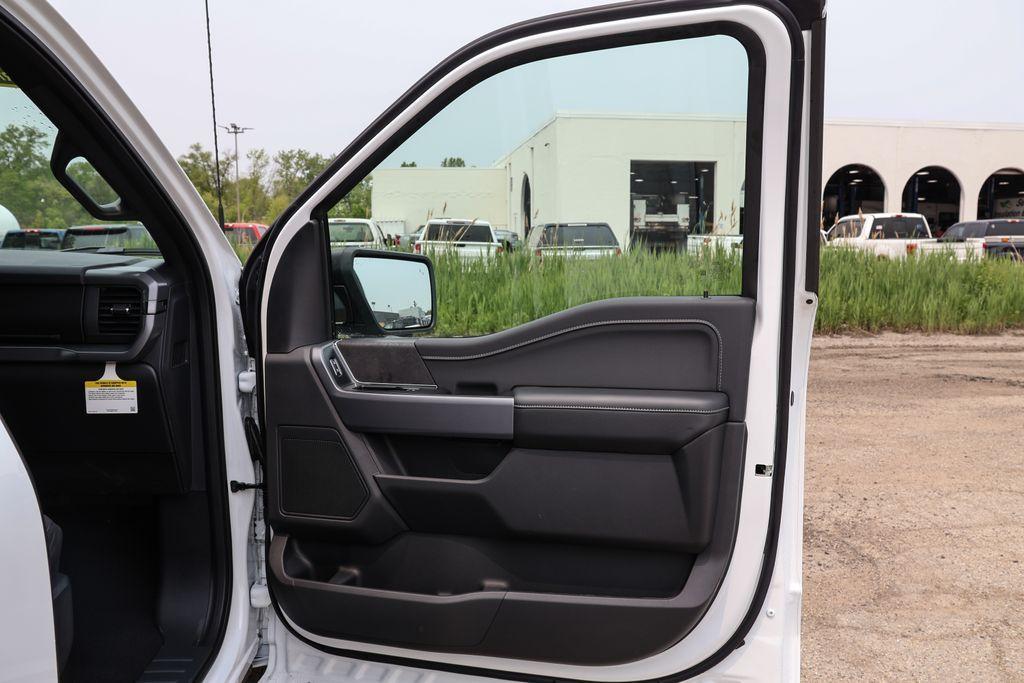 new 2025 Ford F-150 car, priced at $54,886