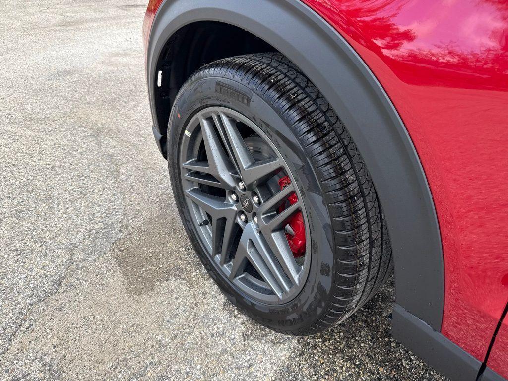 new 2025 Ford Explorer car, priced at $48,766