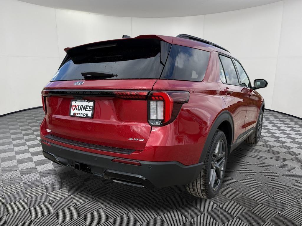 new 2025 Ford Explorer car, priced at $48,766