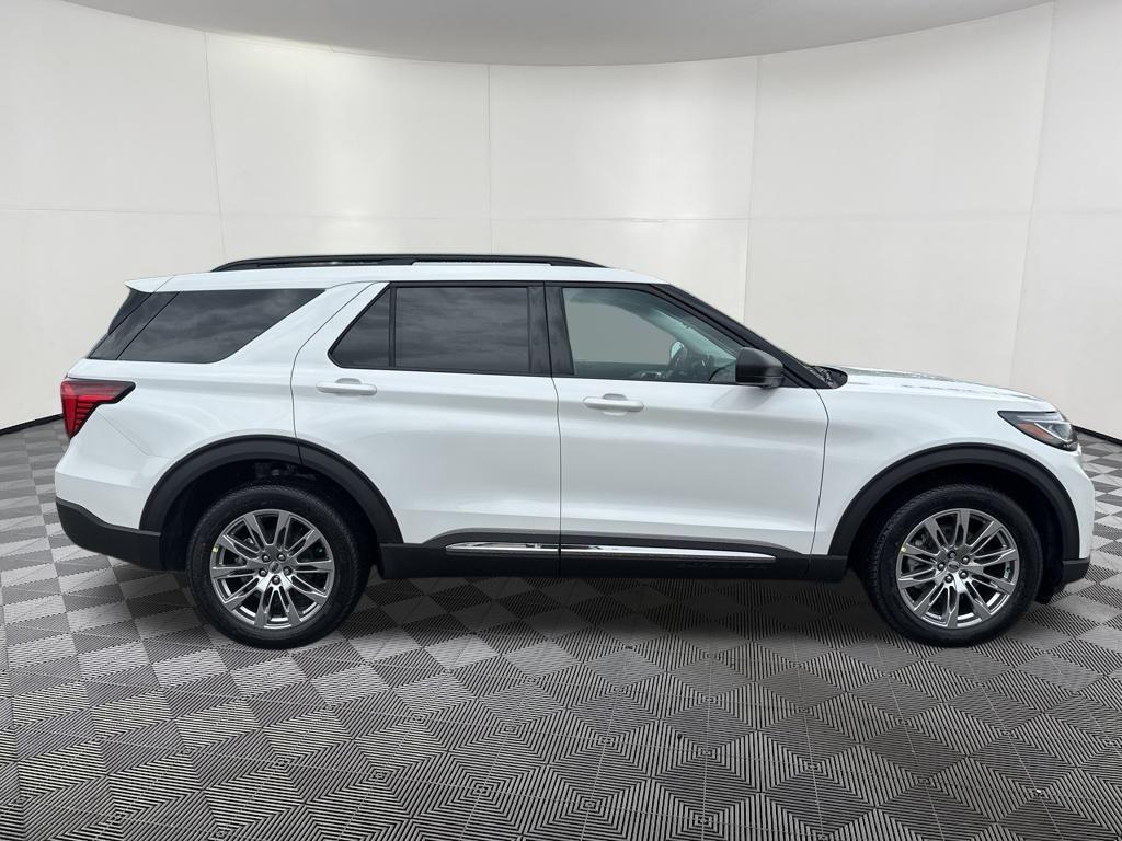 new 2025 Ford Explorer car, priced at $46,179