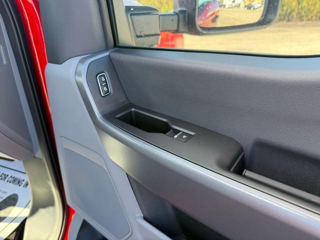 new 2024 Ford F-350 car, priced at $48,260