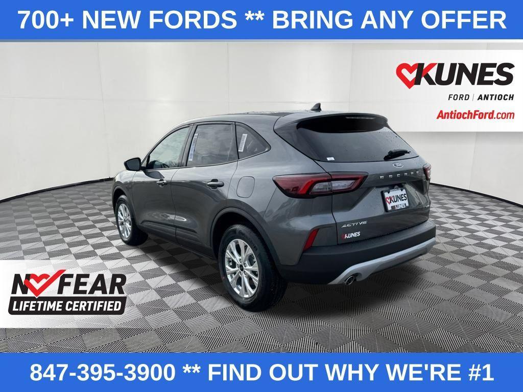 new 2025 Ford Escape car, priced at $28,106