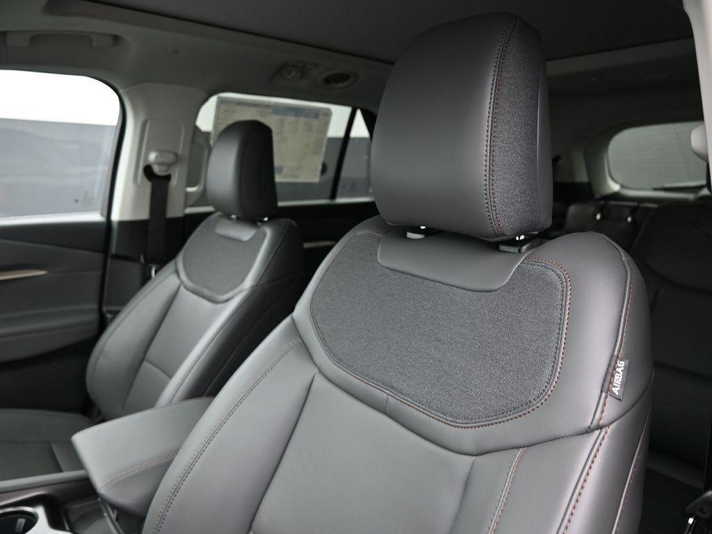 new 2025 Ford Explorer car, priced at $45,266