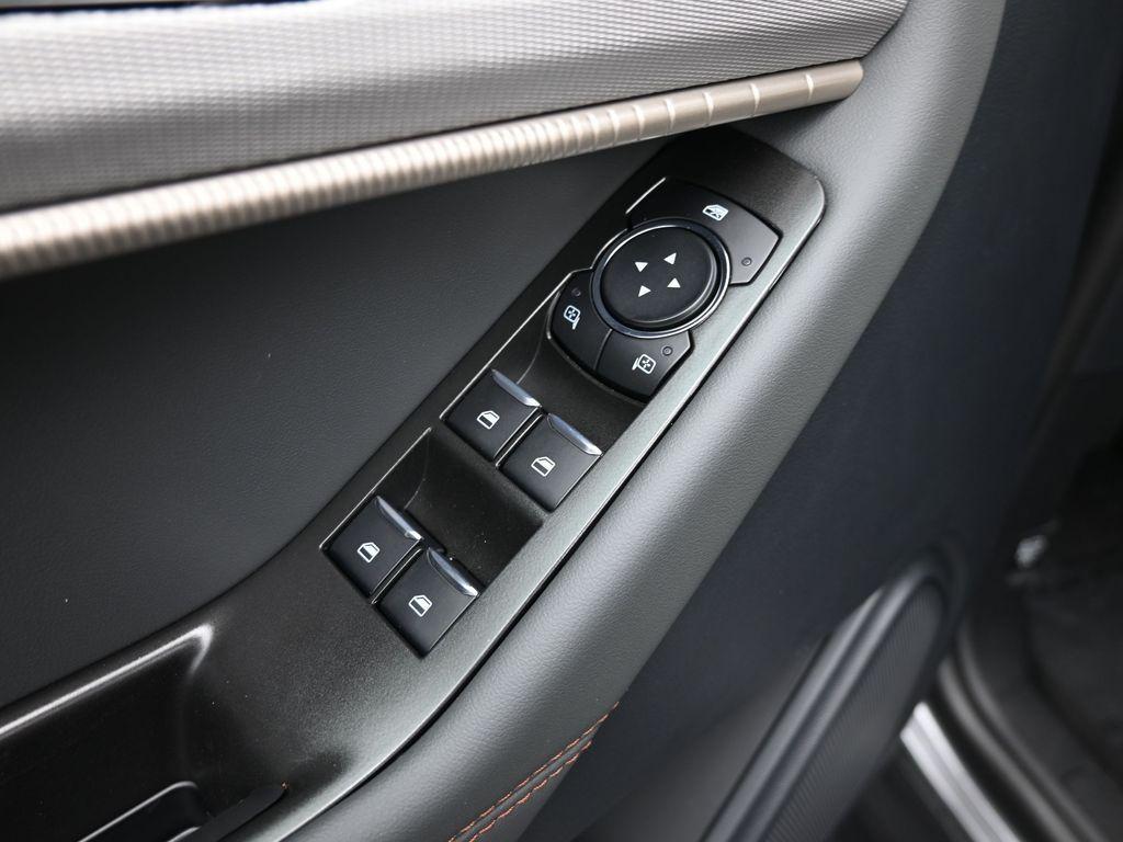 new 2025 Ford Explorer car, priced at $45,266