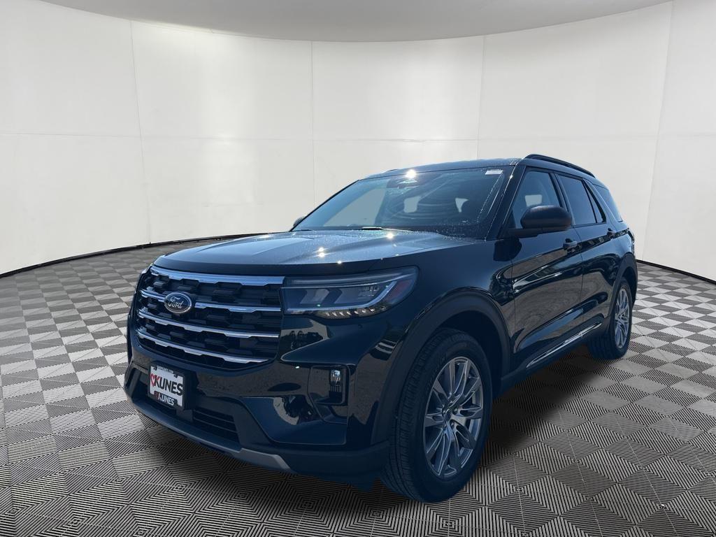 new 2025 Ford Explorer car, priced at $43,720
