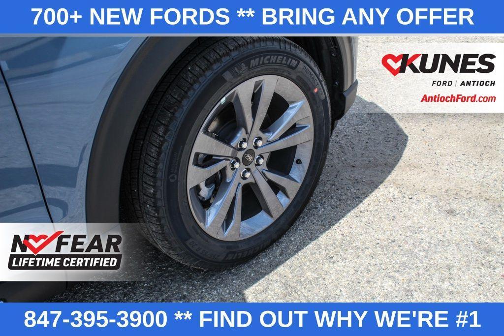 new 2025 Ford Explorer car, priced at $44,976