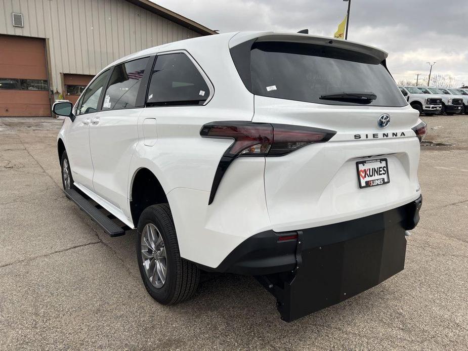 used 2024 Toyota Sienna car, priced at $65,866