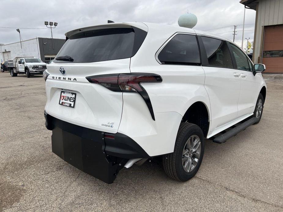 used 2024 Toyota Sienna car, priced at $65,866