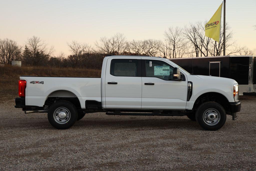 new 2024 Ford F-350 car, priced at $53,665