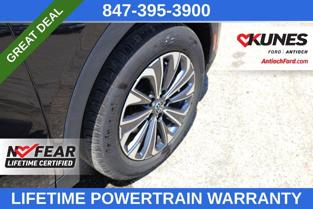 used 2024 Buick Envision car, priced at $27,245
