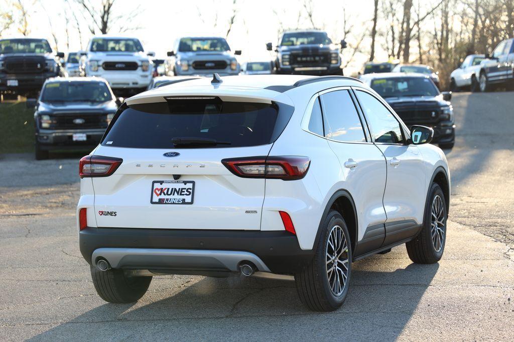 new 2025 Ford Escape car, priced at $40,890