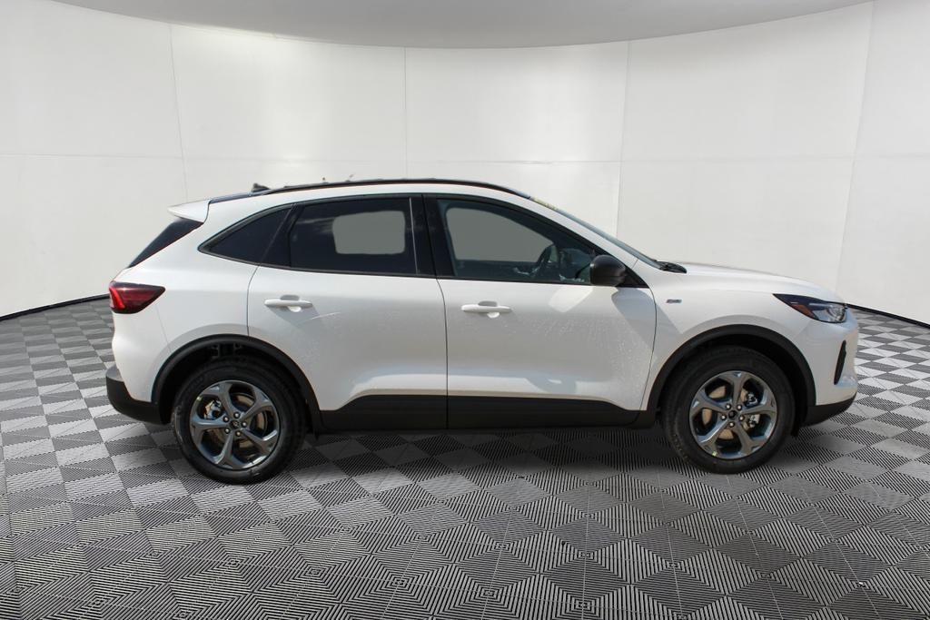new 2025 Ford Escape car, priced at $33,330