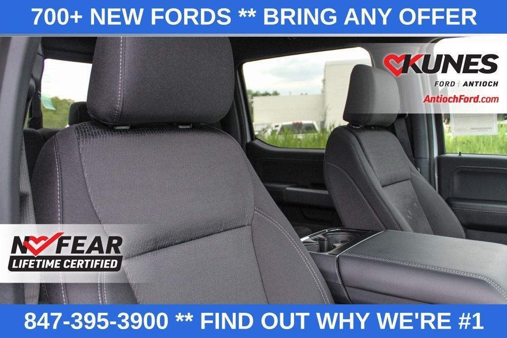 new 2025 Ford F-150 car, priced at $54,301