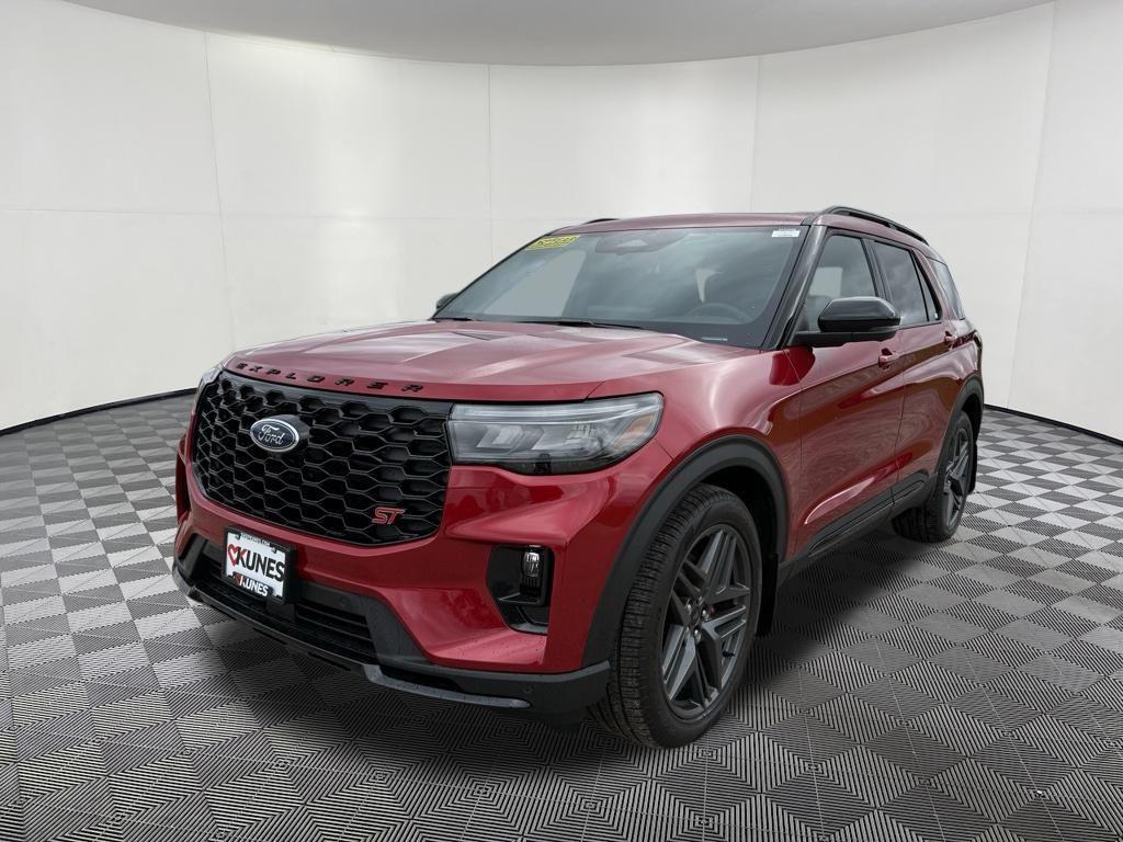 new 2025 Ford Explorer car, priced at $55,597