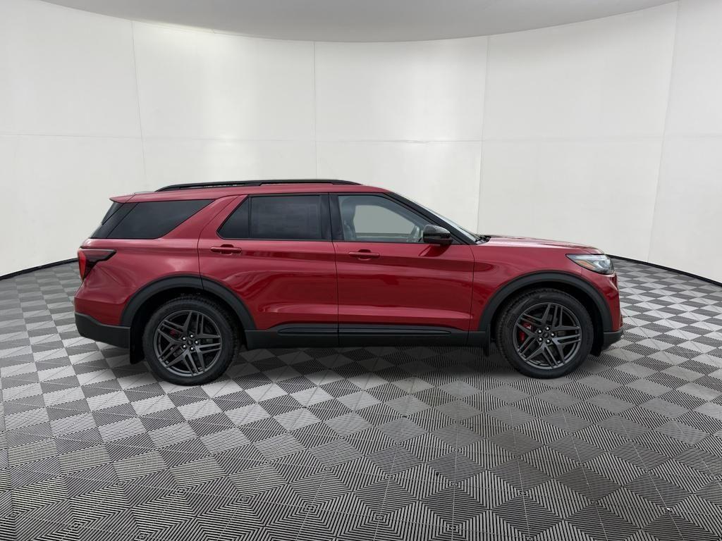 new 2025 Ford Explorer car, priced at $55,597
