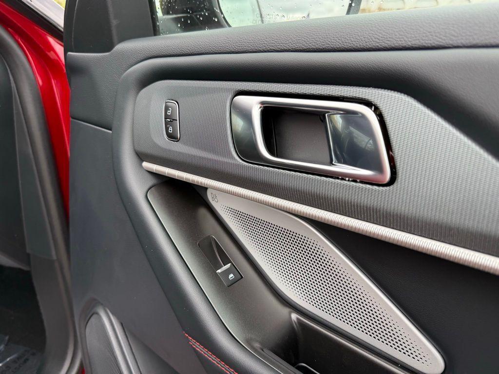 new 2025 Ford Explorer car, priced at $55,597