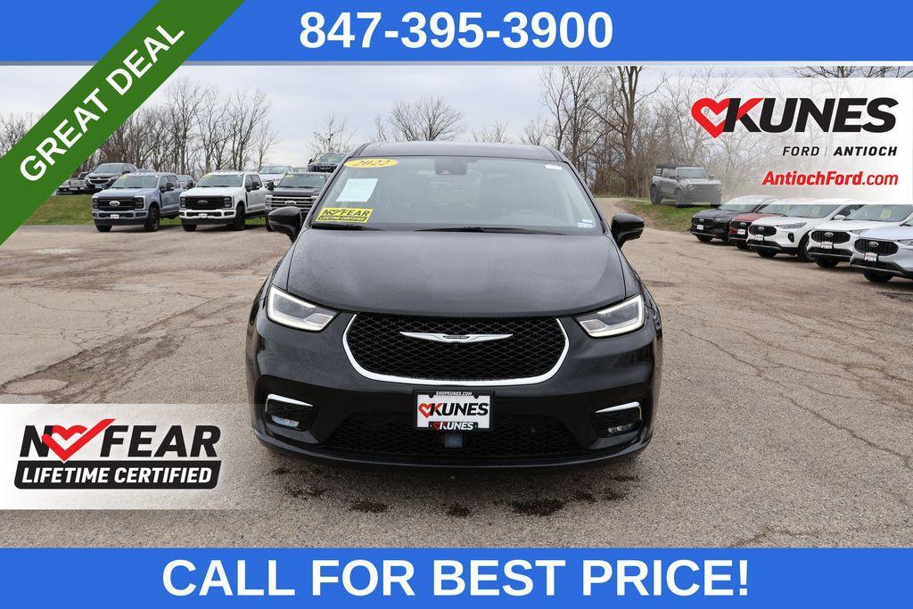 used 2022 Chrysler Pacifica Hybrid car, priced at $26,348
