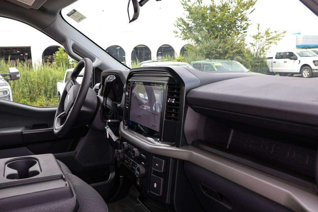 new 2025 Ford F-150 car, priced at $44,106