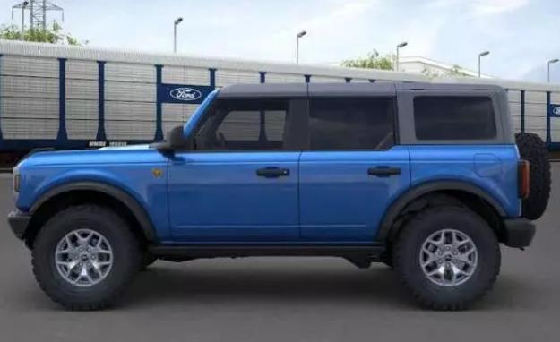 new 2024 Ford Bronco car, priced at $50,550