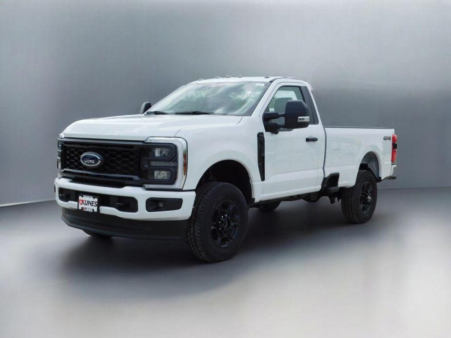 new 2024 Ford F-350 car, priced at $55,300