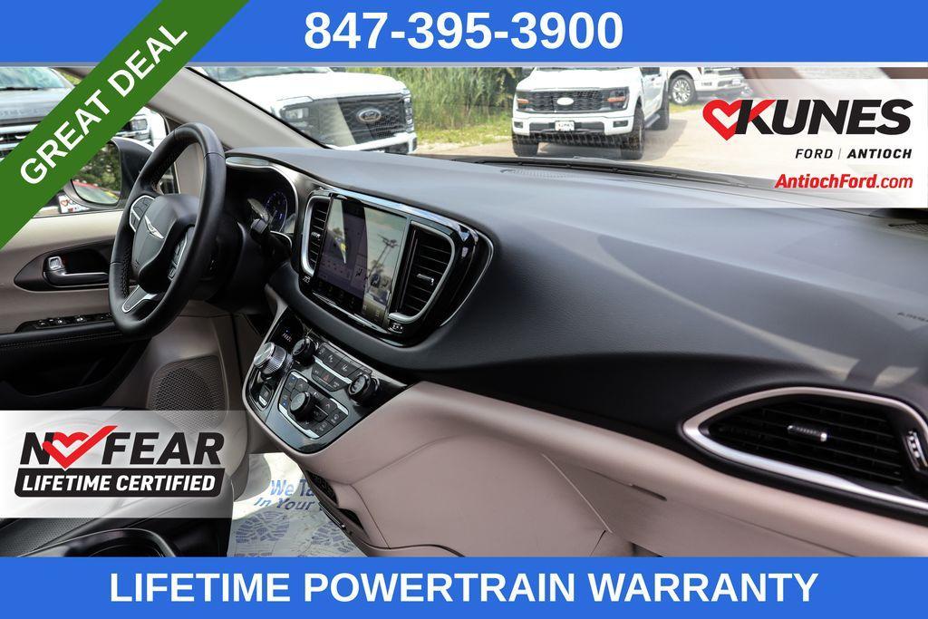 used 2023 Chrysler Pacifica car, priced at $23,179