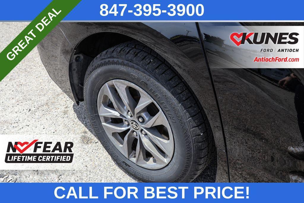 used 2023 Toyota Sienna car, priced at $35,989