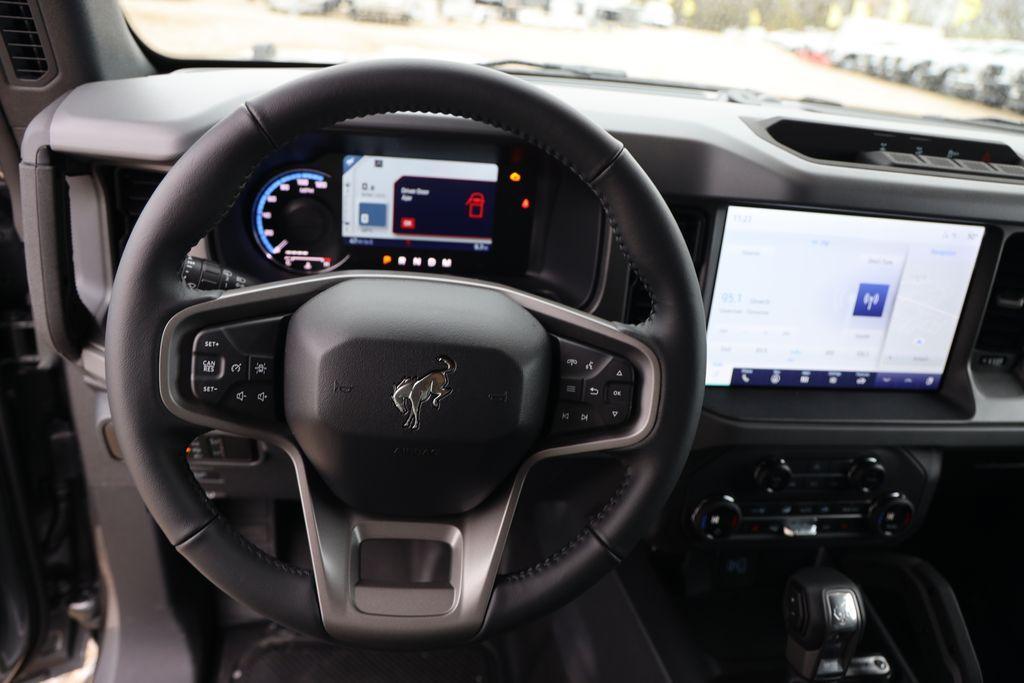 new 2024 Ford Bronco car, priced at $43,195