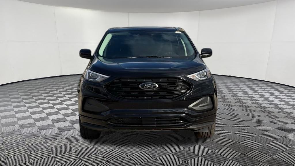 new 2024 Ford Edge car, priced at $33,141