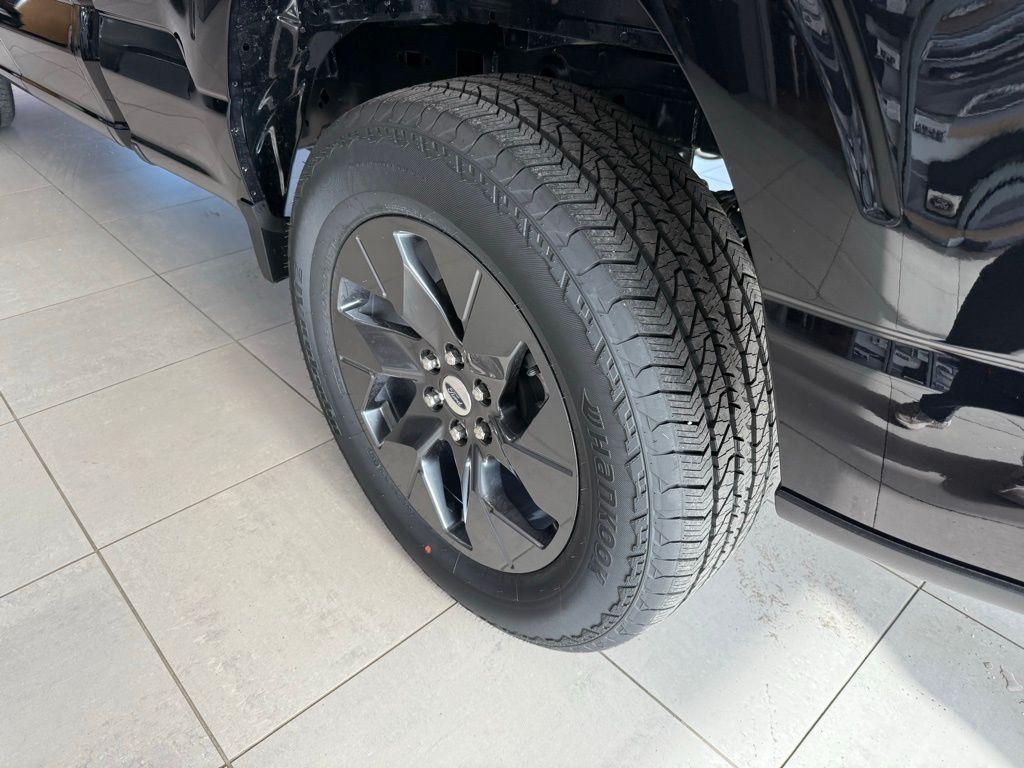 new 2025 Ford F-150 car, priced at $42,988