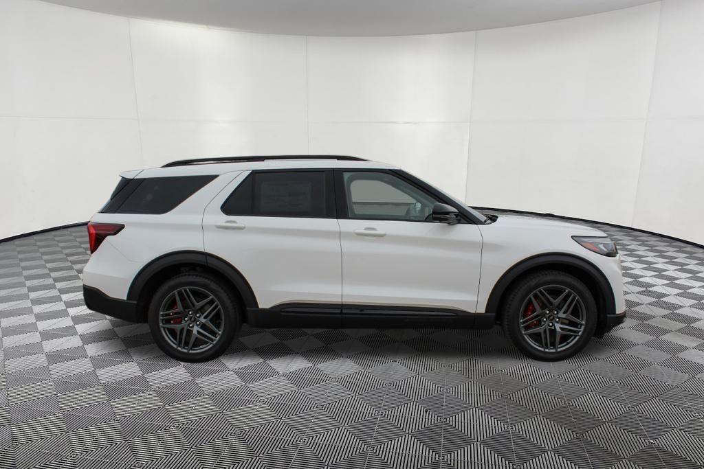 new 2025 Ford Explorer car, priced at $52,199