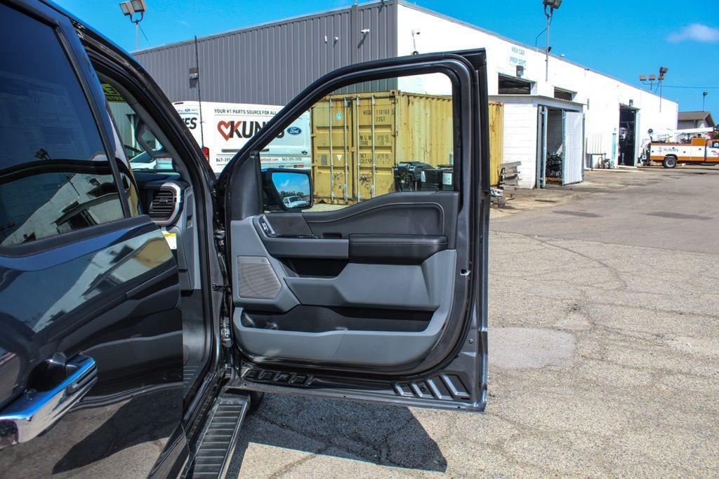 new 2025 Ford F-150 car, priced at $59,116