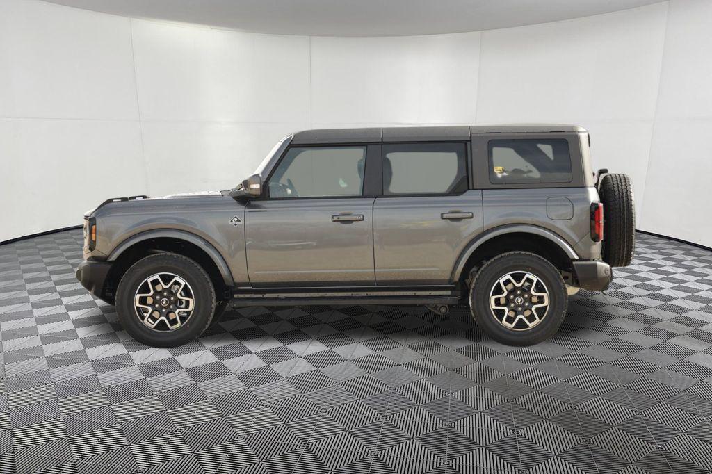 new 2024 Ford Bronco car, priced at $49,755