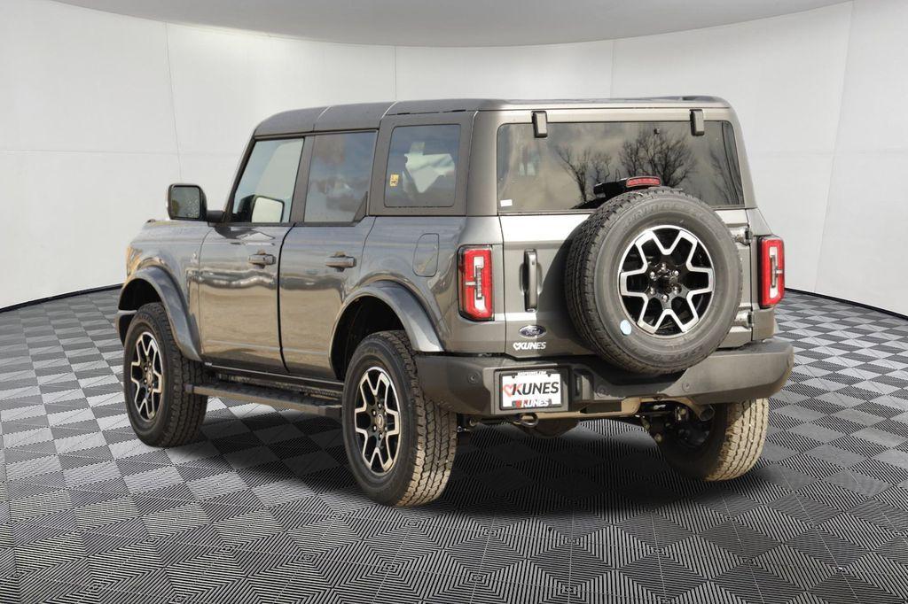 new 2024 Ford Bronco car, priced at $49,755