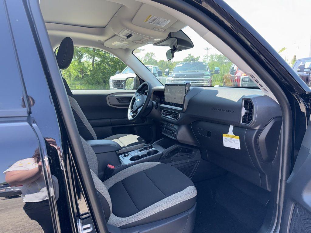 new 2025 Ford Bronco Sport car, priced at $33,712
