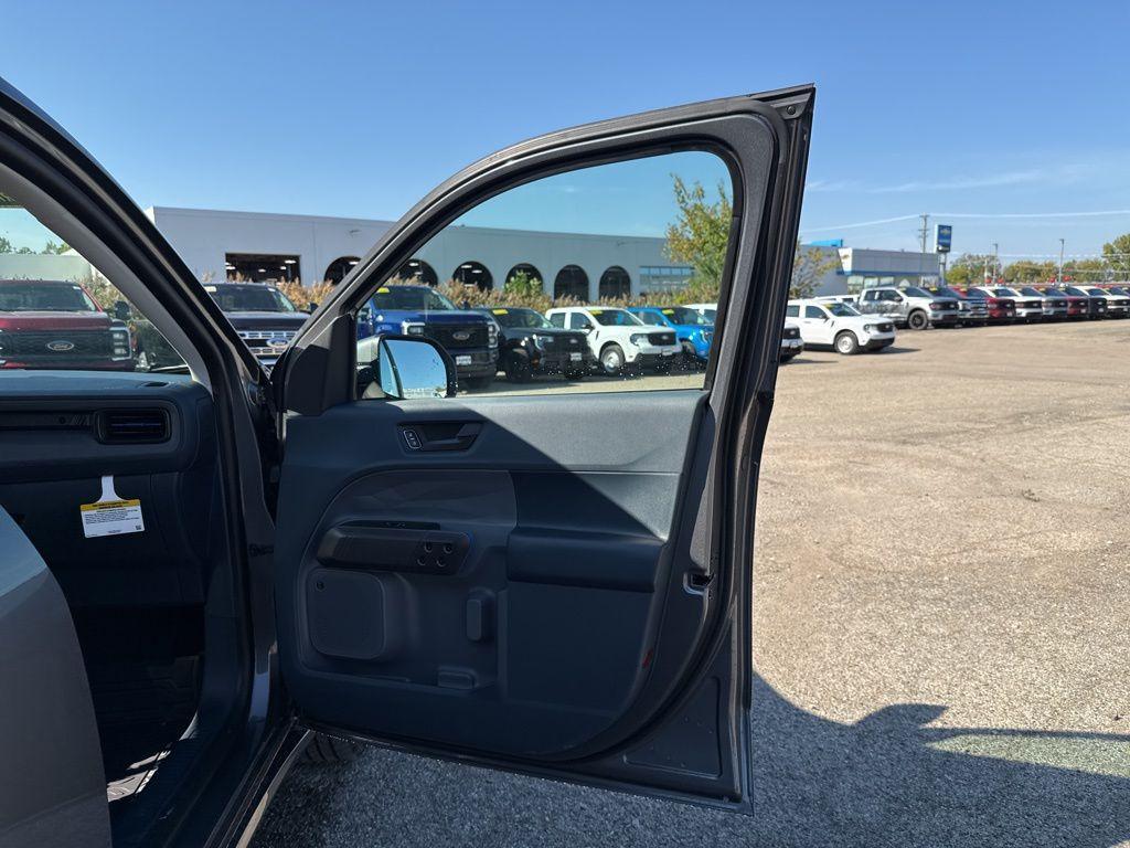 new 2025 Ford Maverick car, priced at $41,530