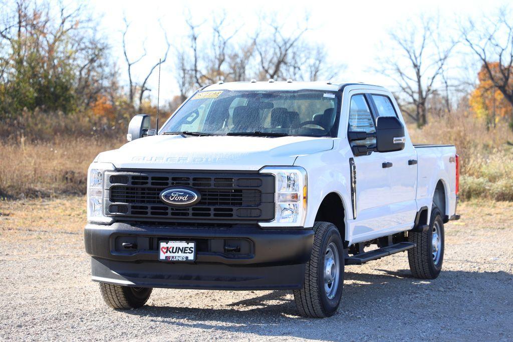 new 2024 Ford F-350 car, priced at $53,665