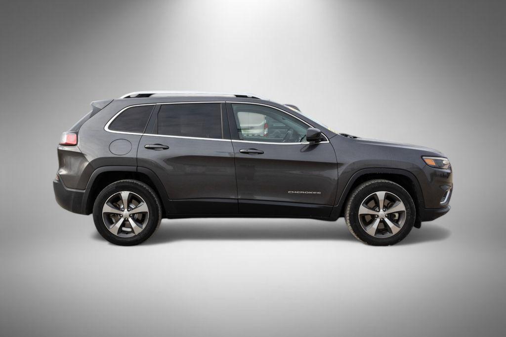 used 2019 Jeep Cherokee car, priced at $17,877